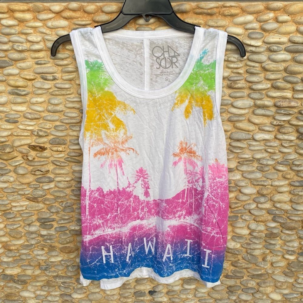 Chaser "Hawaii" White Tropical Racerback Tank Top. So Soft. Size Small. NWT